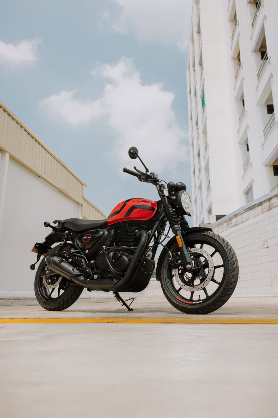 Hunter 350 - Image 38