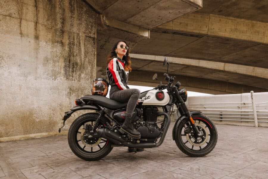 Hunter 350 - Image 20