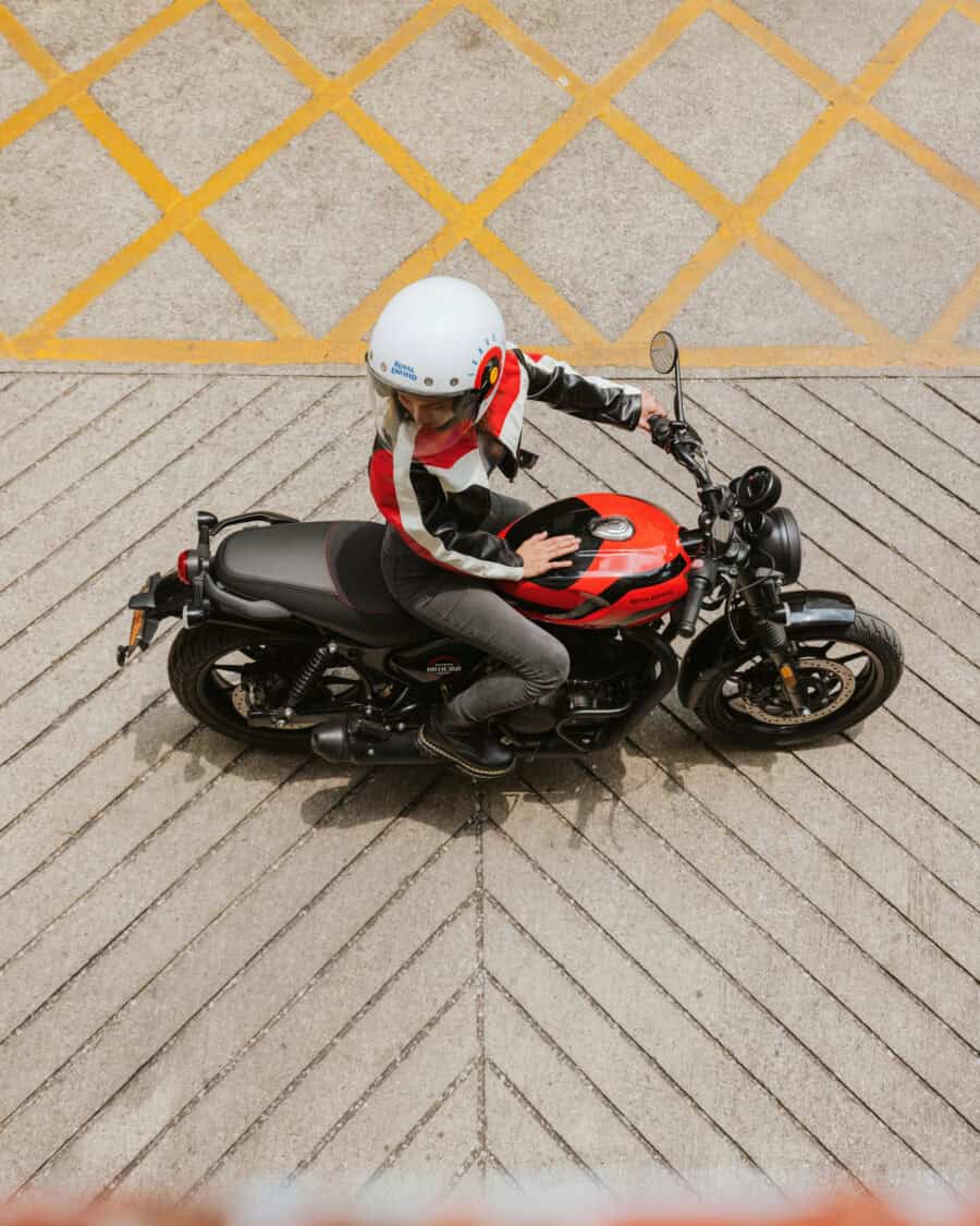 Hunter 350 - Image 9