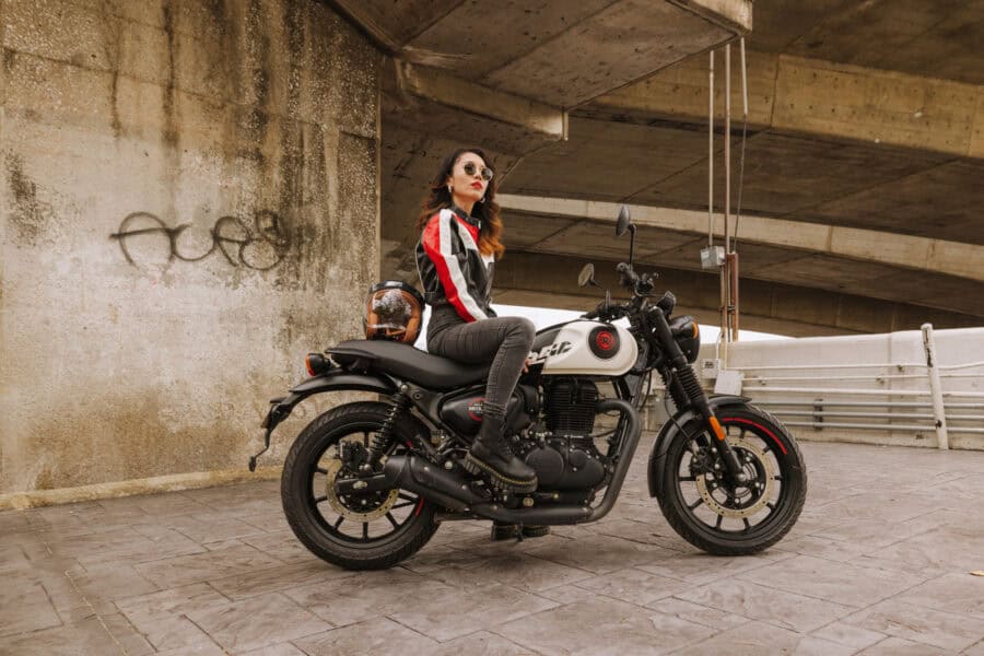 Hunter 350 - Image 32