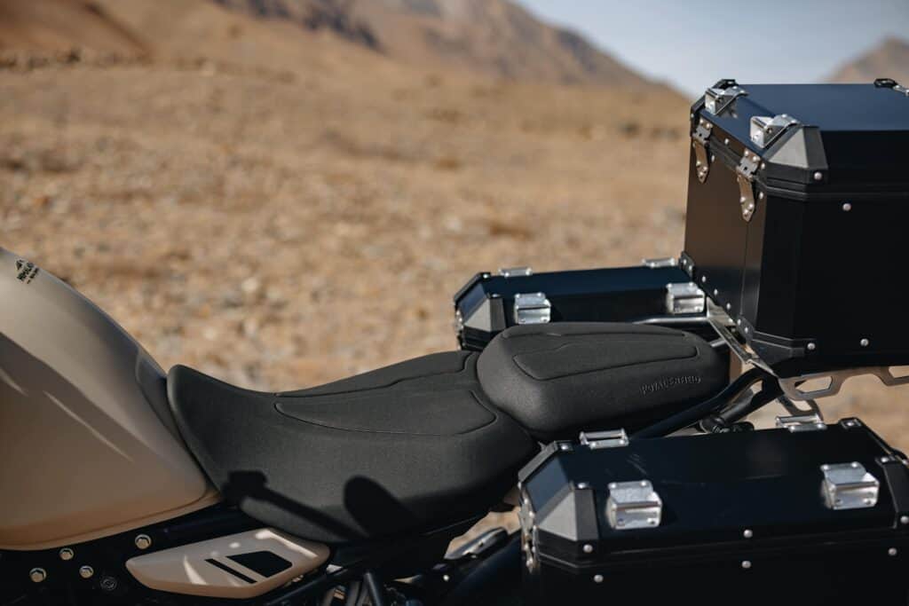 Black adventure Rider Seat 1 130524145912 min