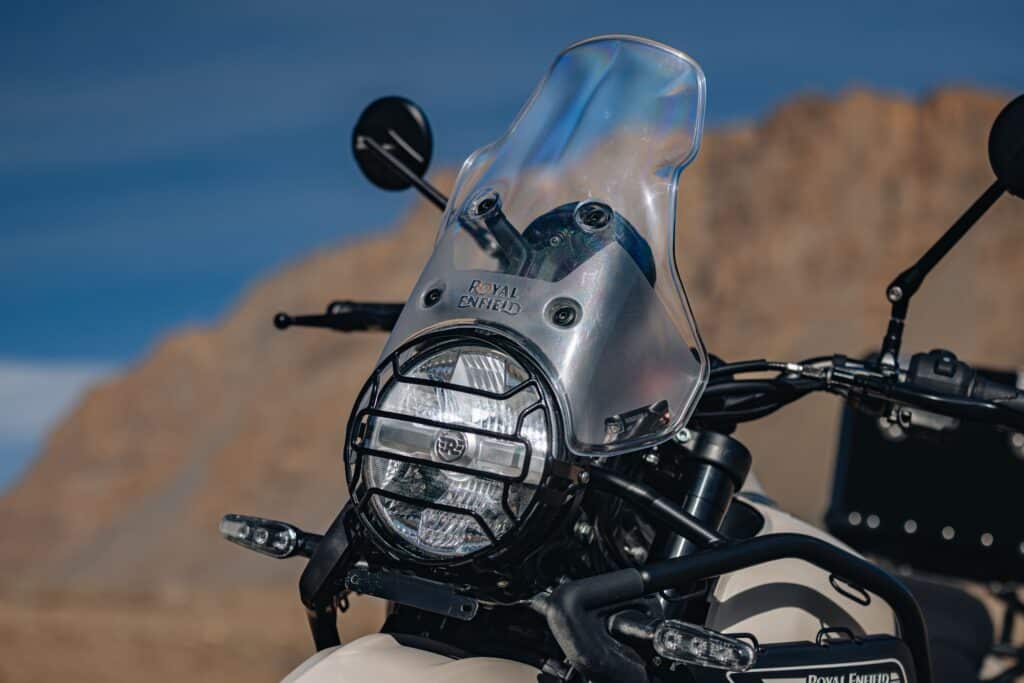 Headlight Grille 1 130524145913 min