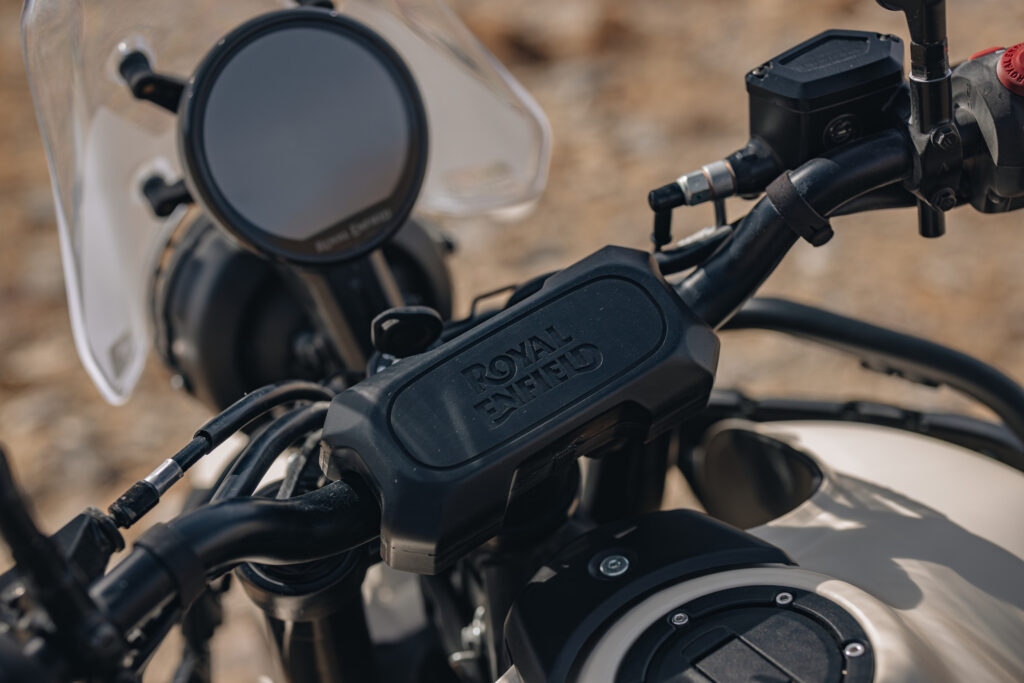 Black Rally Handlebar Pad 1 130524145912