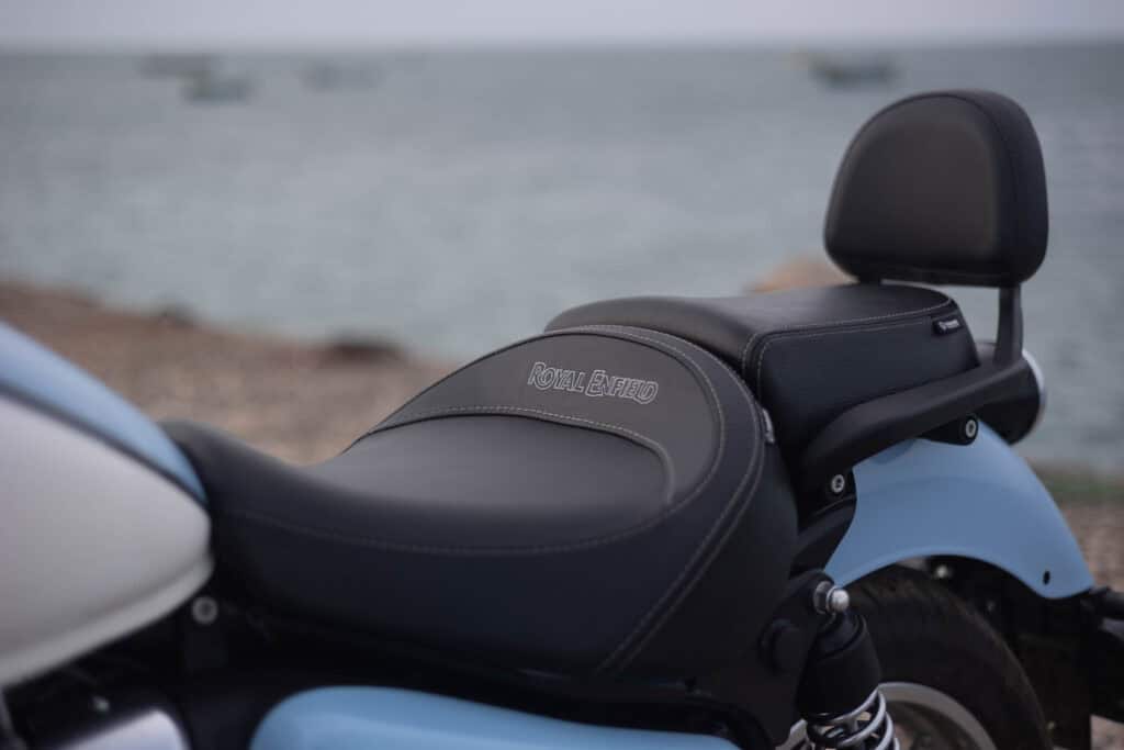 KXA00073 Black Touring Rider Seat