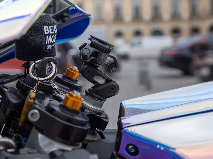 Quad Lock® Motorcycle Fork Stem Mount 4 Quad Lock® Motorcycle Fork Stem Mount - Image 4