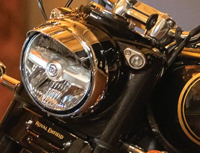 Bullet 650 7 tiger lamps