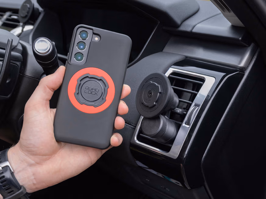 Quad Lock® Vent Car Mount 8 Quadlock Products Shown: Vent Mount + MAG Wireless Charging Head + MAG Case