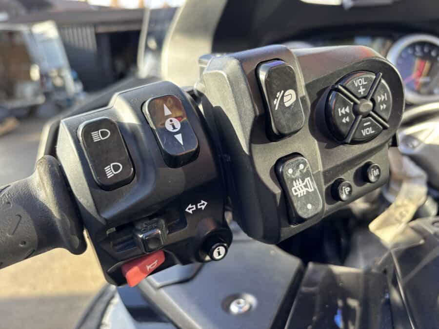 Triumph Trophy SE - Image 10