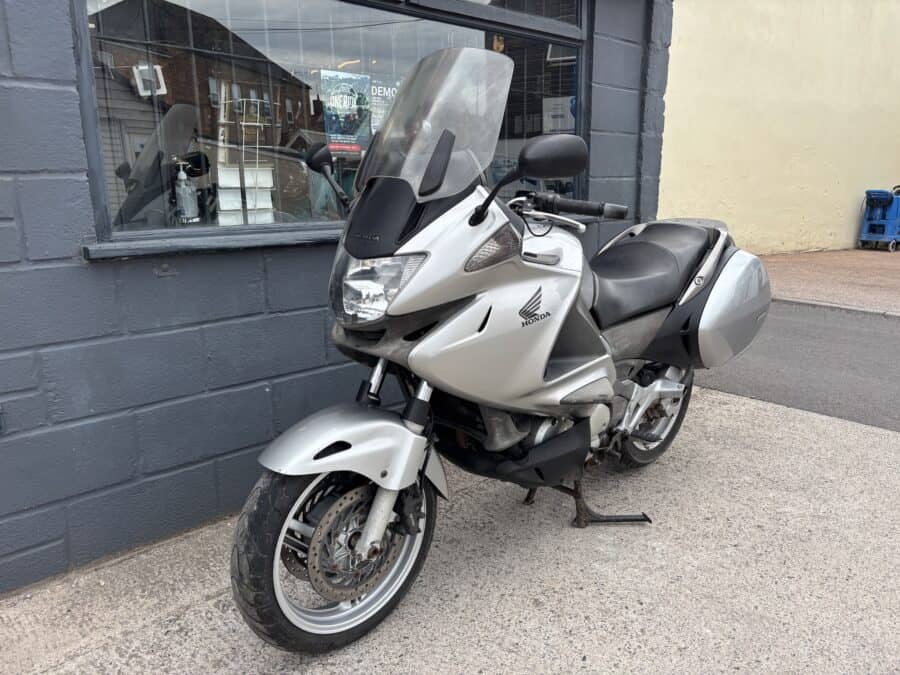Honda NT700V Deauville 12 Honda NT700V Deauville - Image 12