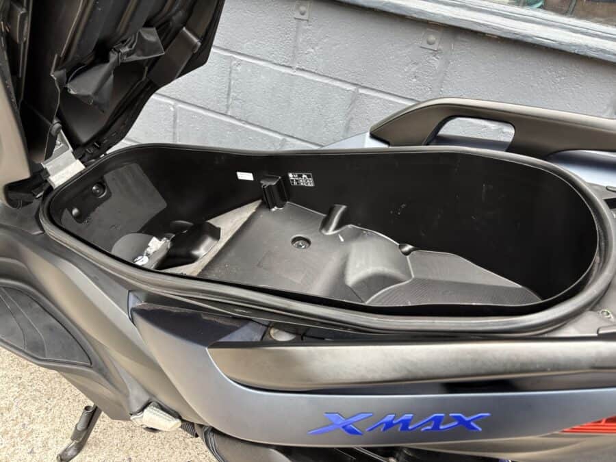 SOLD - Yamaha X-Max 300 - Image 14