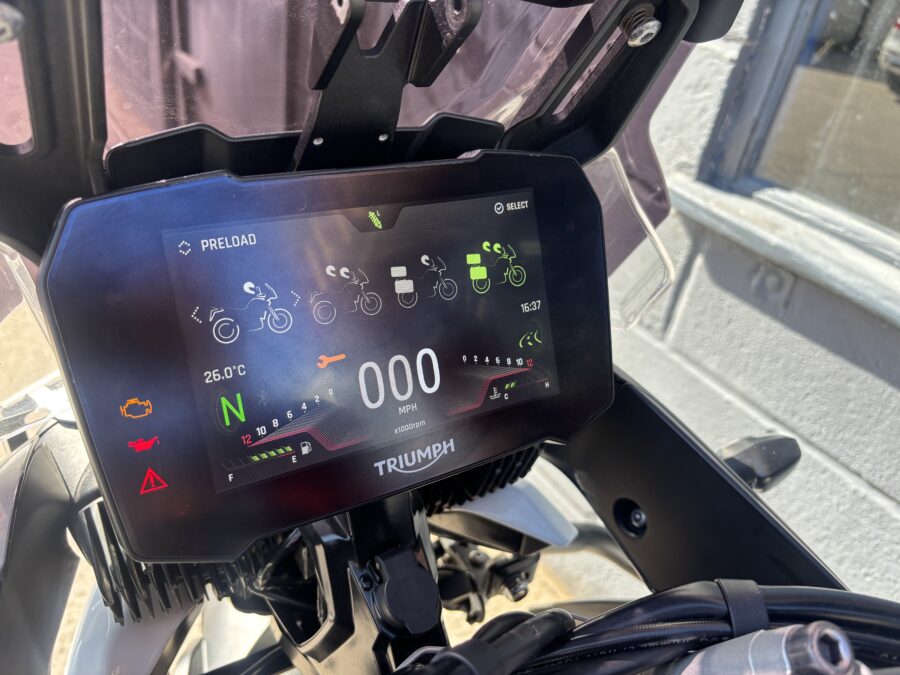 Triumph Tiger 900 GT Pro - Image 17