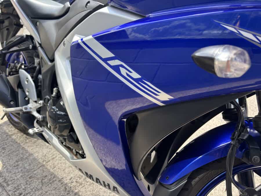 Yamaha R3 - Image 11