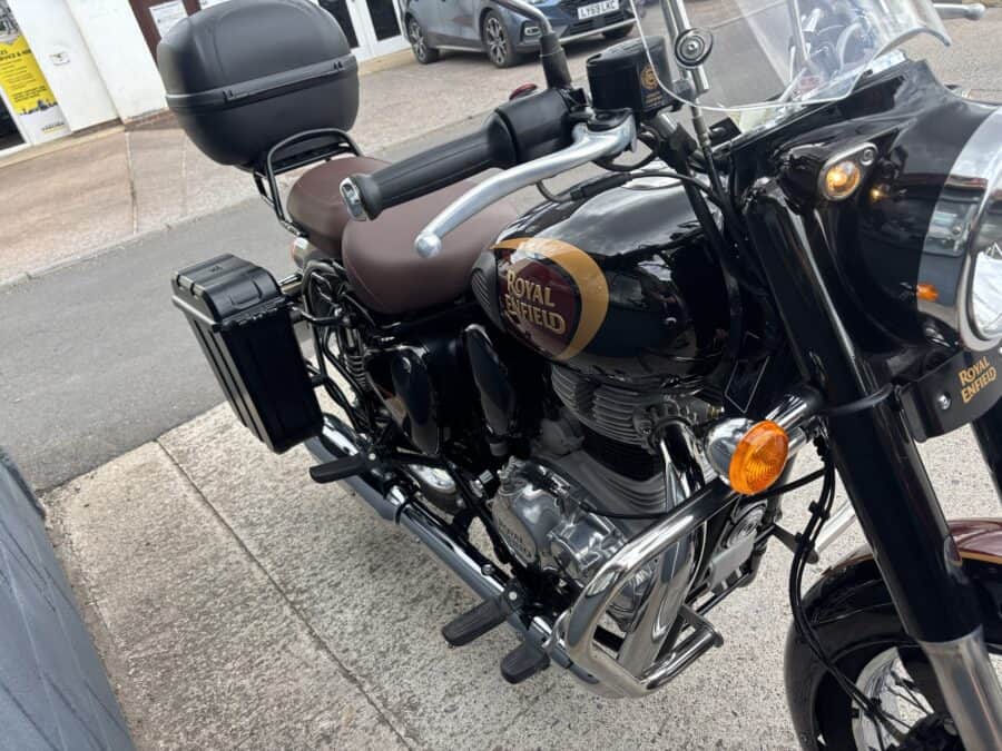 Royal Enfield Classic 350 - Image 4