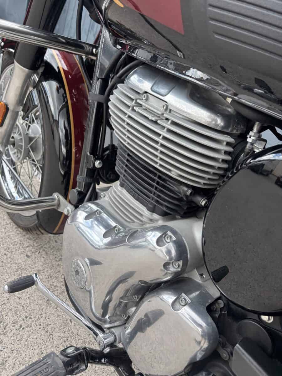 Royal Enfield Classic 350 - Image 12