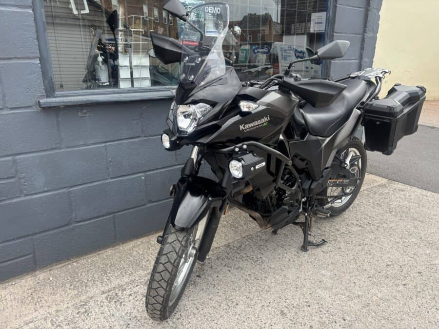 Kawasaki Versys KLE 300 - Image 2