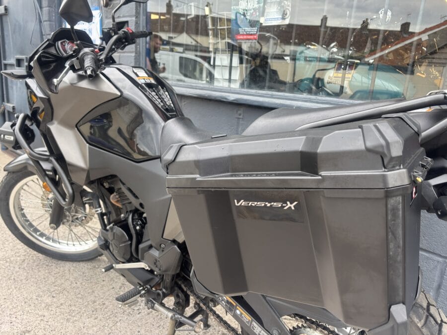 Kawasaki Versys KLE 300 - Image 6