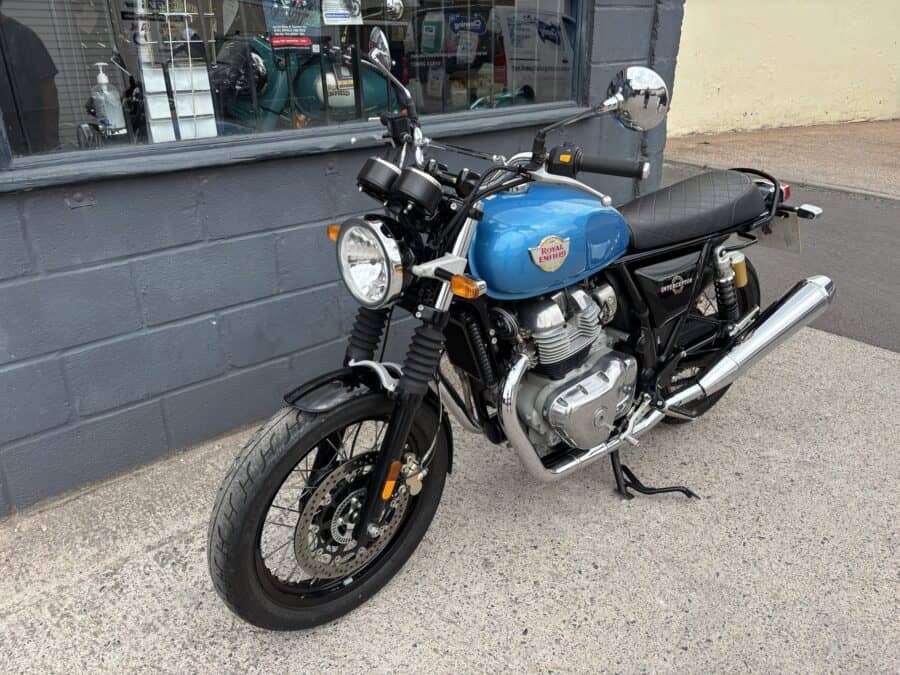 Royal Enfield Interceptor 650 Twin - Image 7