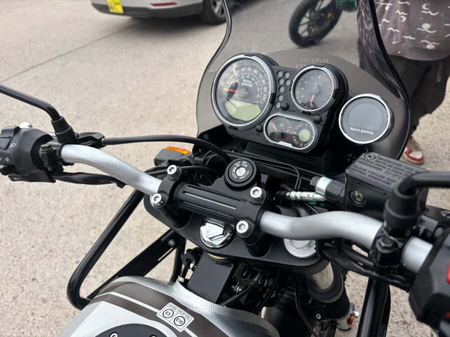 Royal Enfield Himalayan 411 - Image 10