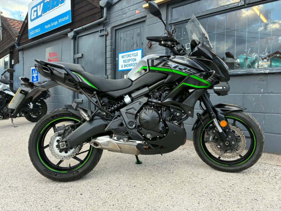 Kawasaki KLE650 Versys - Image 10