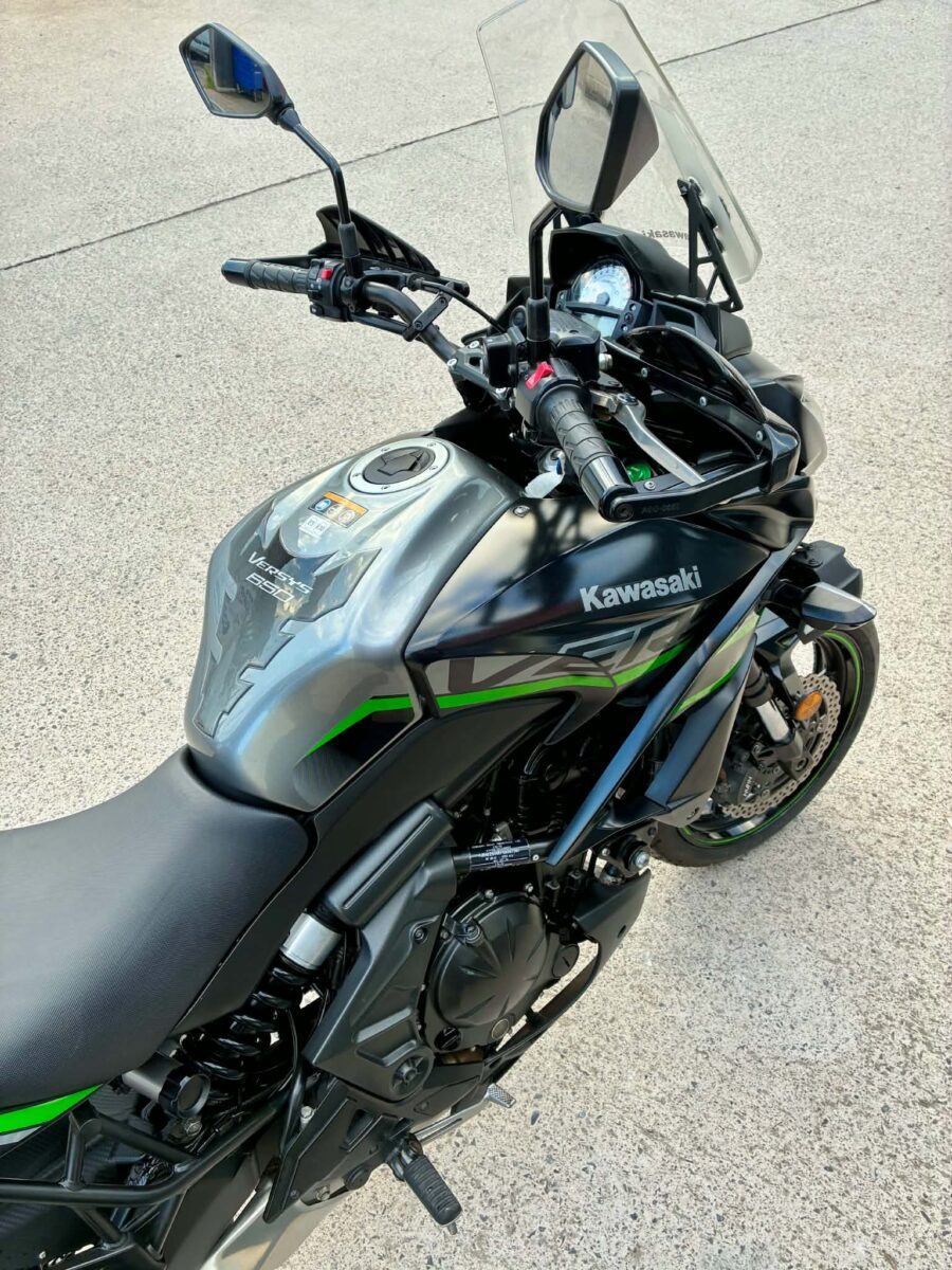 Kawasaki KLE650 Versys - Image 6