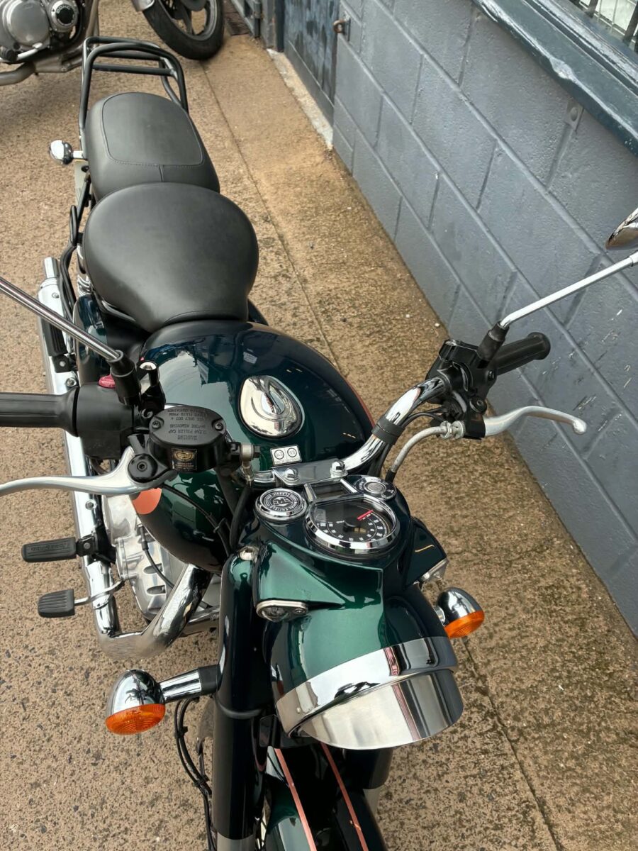 Royal Enfield Classic 350 - Image 4