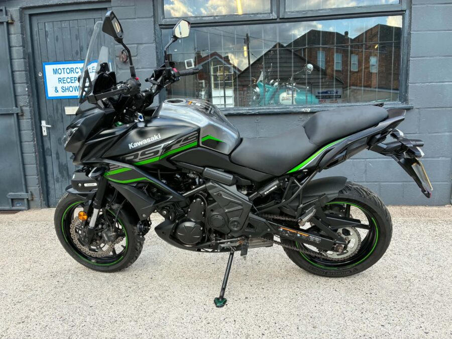 Kawasaki KLE650 Versys - Image 11
