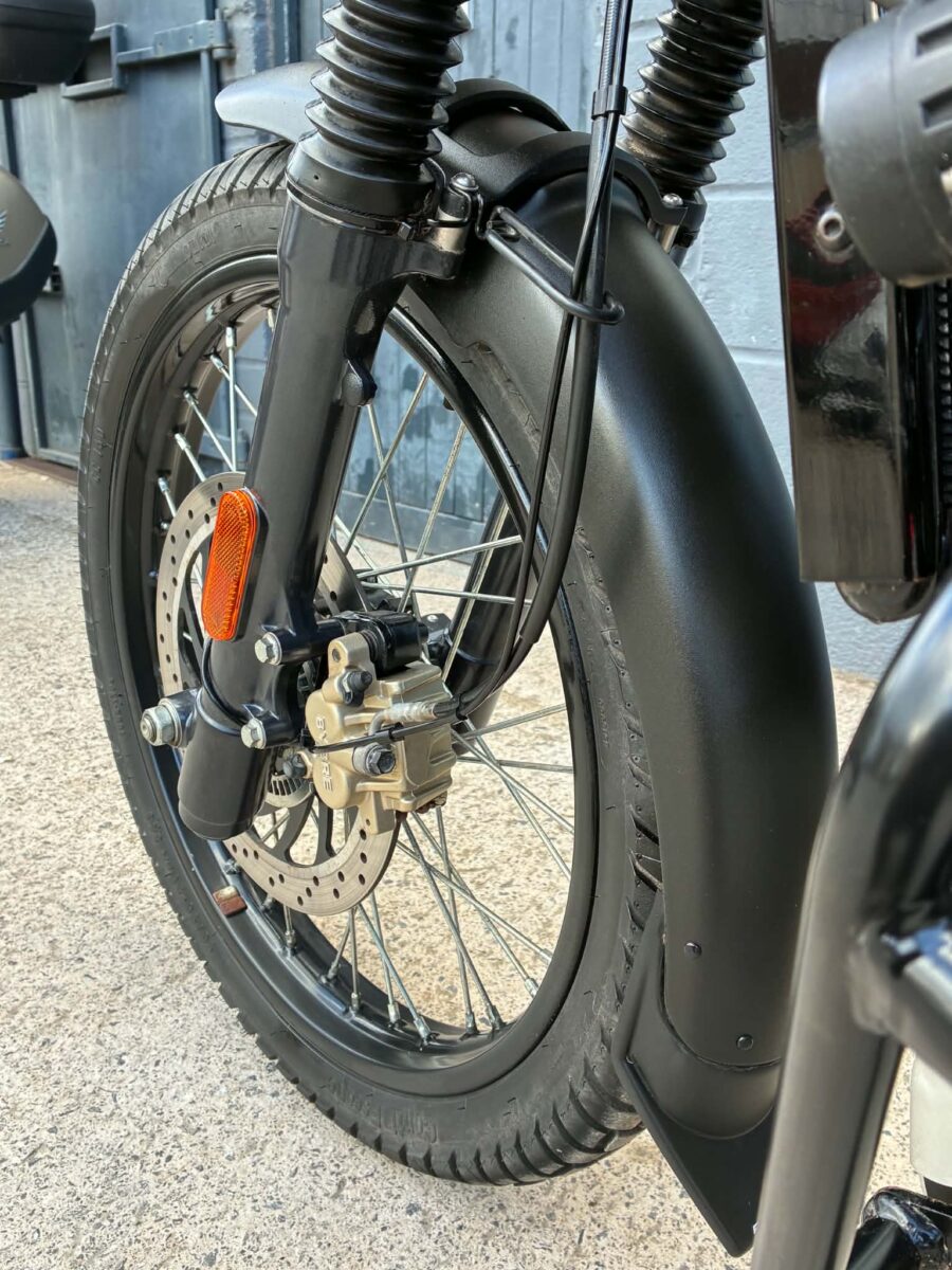 Royal Enfield Himalayan 411 - Image 10