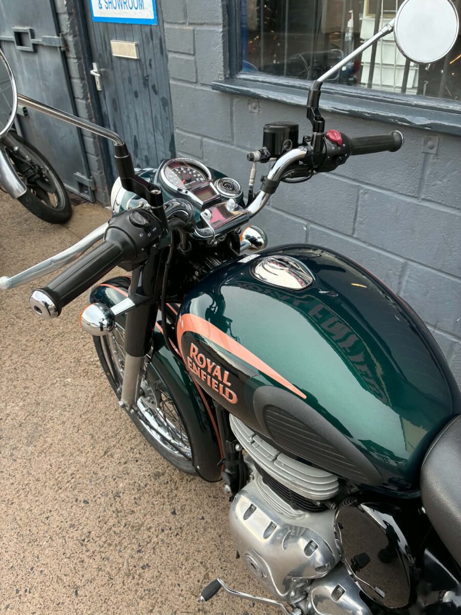 Royal Enfield Classic 350 - Image 11