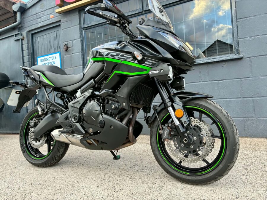 Kawasaki KLE650 Versys - Image 3